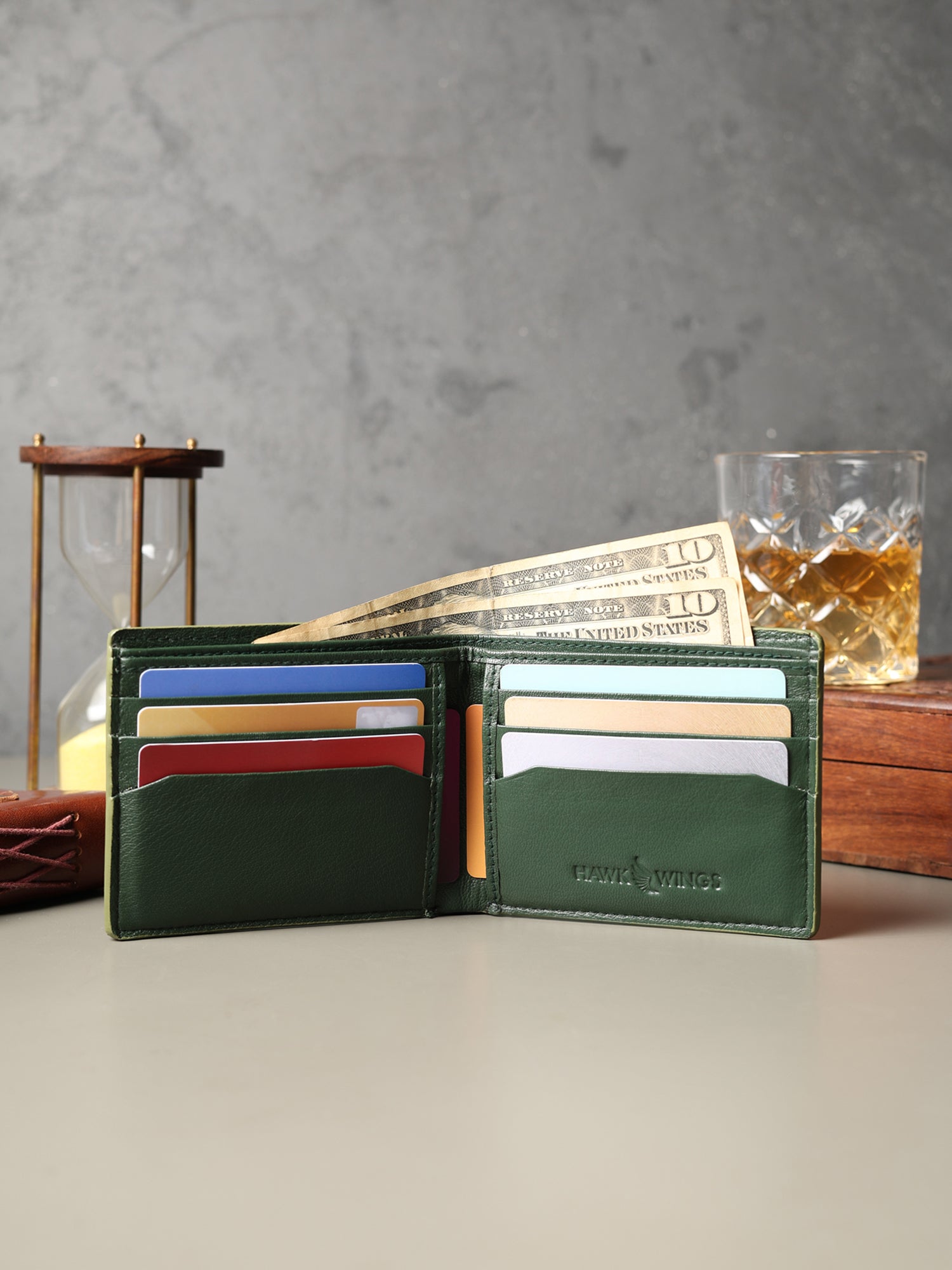 Croc Élan – Men's Genuine Leather Croc Texture Bifold Wallet
