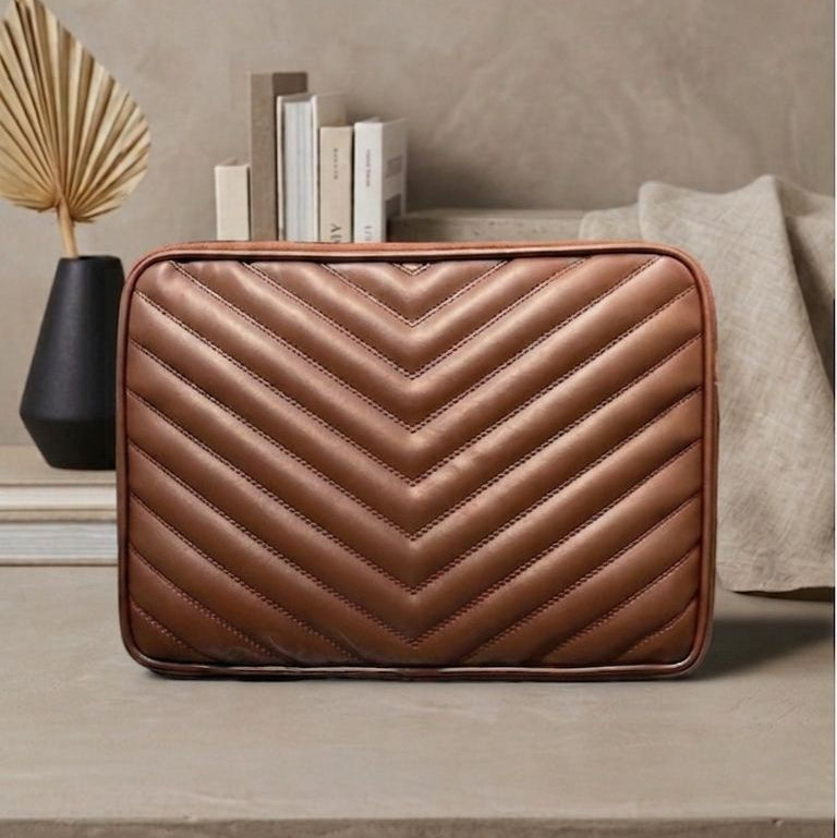 Quilted Leatherite Laptop Sleeve with Zipper – Slim Protective Case