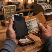 CoinClip Men’s Minimalist Leather Wallet